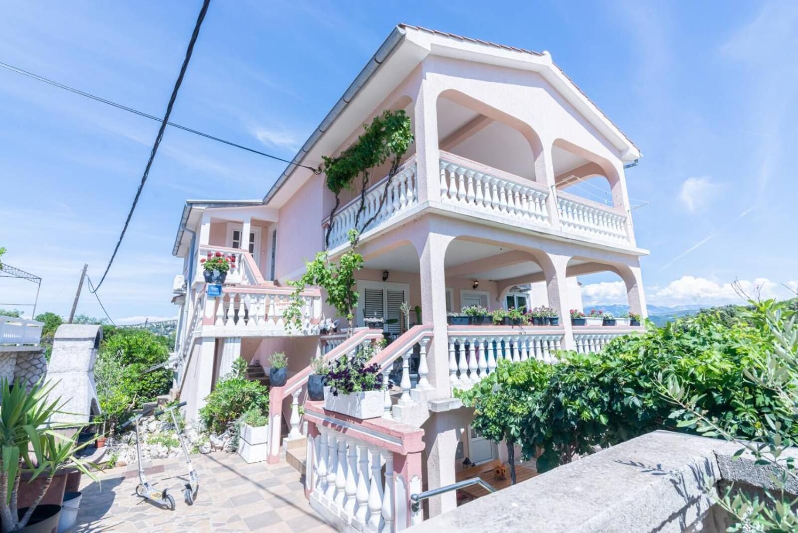 Apartments Barbara Supetarska Draga Εξωτερικό φωτογραφία